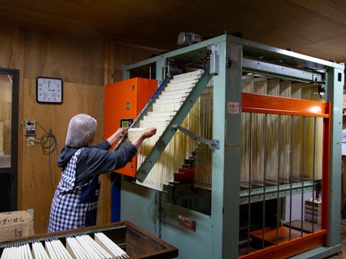 素麺づくりの様子