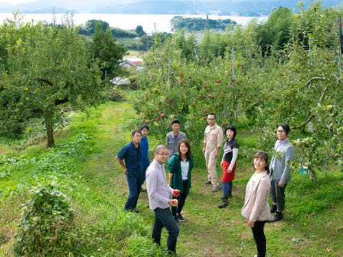 2018年度には、地域おこし協力隊スタッフ2名と共に、移住に関する情報発信や空き家バンクの運用、コミュニティーづくりなどに取り組んできました。