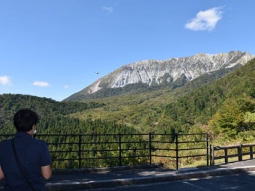 西日本図一の紅葉が望める鍵掛峠からの”奥”大山