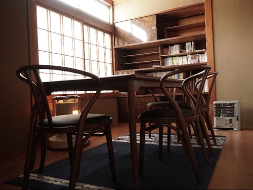 シェアハウス内はオフィスや談話室機能も備えています