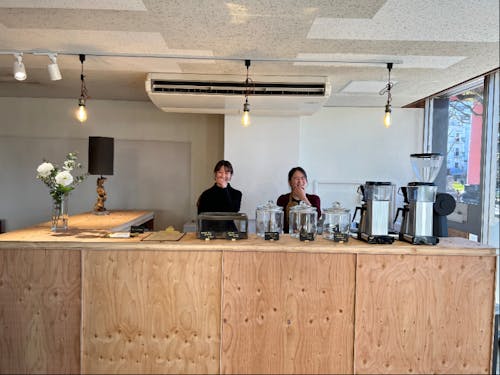 自社で設計し、運営するコーヒースタンド