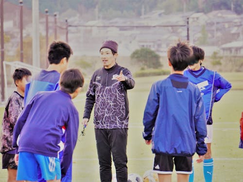協力隊兼サッカークラブの監督としても活躍されている神野さん