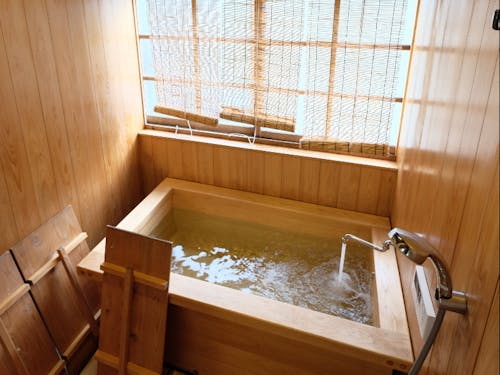 あなたを癒すひのき風呂