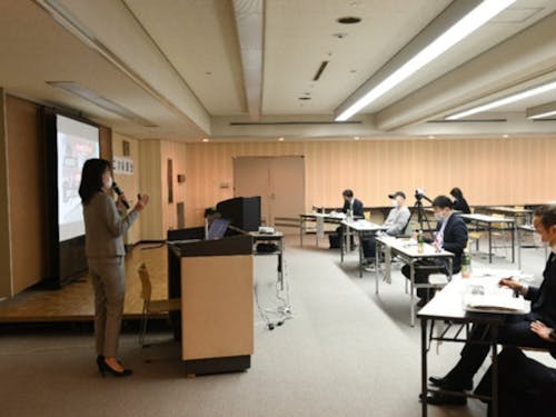 事業アイデア発表の様子