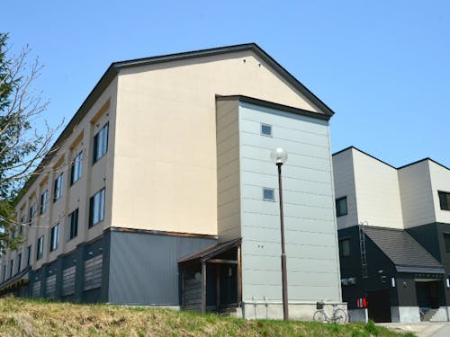 こちらが留学生が集う寮「奥会津学習センター」です!