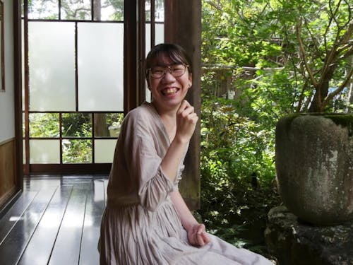 日々別荘の家守をつとめる地域おこし協力隊の近藤さん