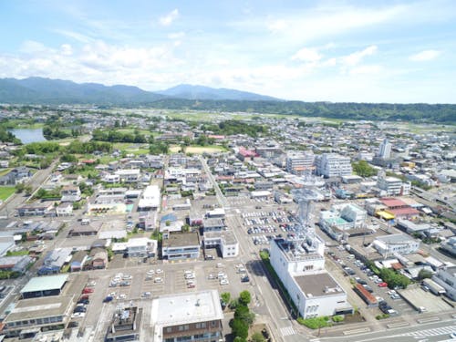 面積が大きな西都市ですが、まちはコンパクトで住みやすいのが特徴です。