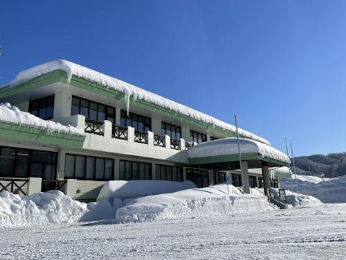 西目屋村役場庁舎