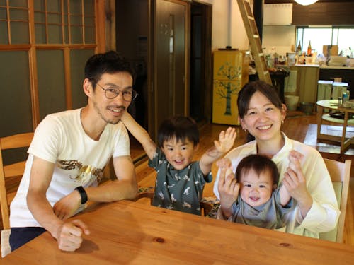 定住移住サポーター牛飼勇太さんファミリー