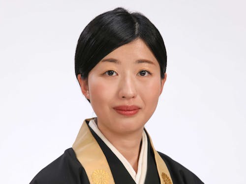 大本山石山寺 座主 鷲尾龍華師