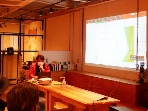 協力隊活動報告会の様子①