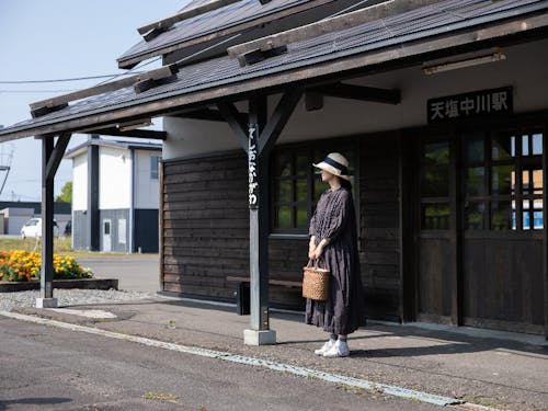町のシンボル天塩中川駅。カフェや雑貨市も開催されます