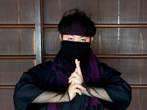 忍者の聖地・甲賀で忍者の研究や発信に情熱を注ぐ福島さん