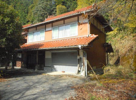 石州瓦が印象的な住宅です