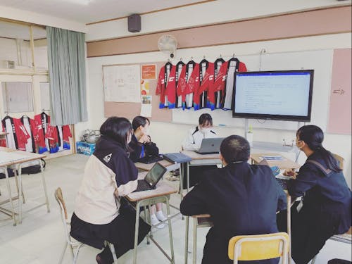 弓削高起業部の部室風景