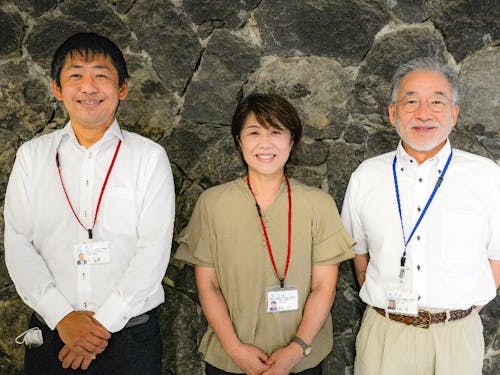 空き家情報バンクへのご登録お待ちしております（左から、原さん、溝部さん、和田さん）