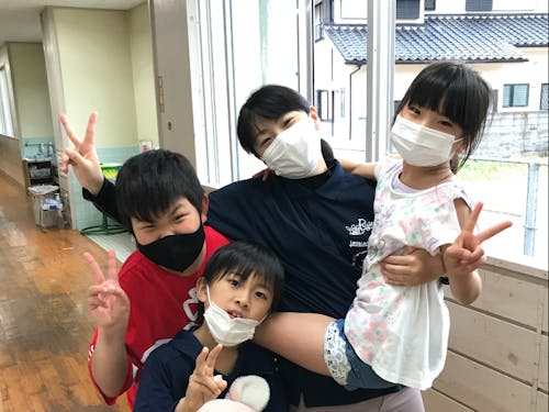 おんぶや抱っこが日常です