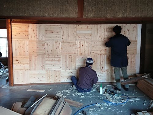 地域住民達も交えて再生した空き家はゲストハウス&カフェに!