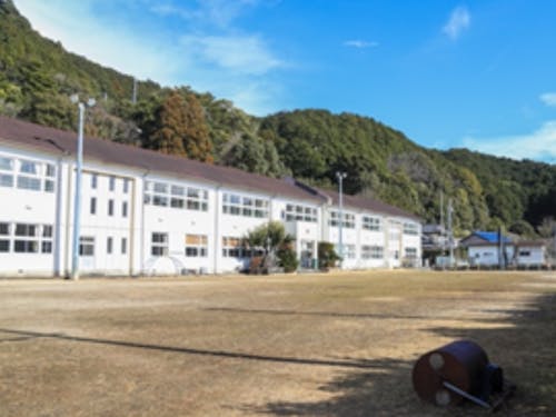 三木小学校
