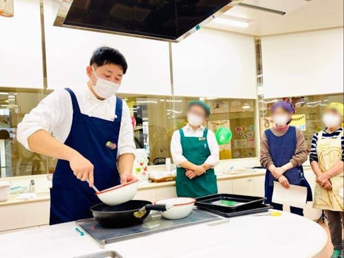 2年前に地元大館にUターンしたパティシエの藤田雄佑さん