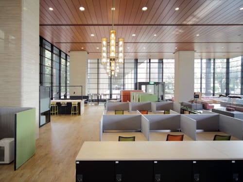 【山口県庁1階】やまぐち創生テレワークオフィス YY! SQUARE