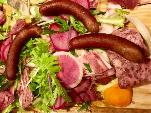 ジビエもさかん！自然からのめぐみをいただきます