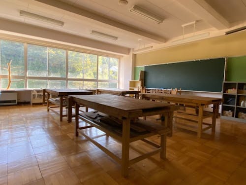 新郷村に地域と関係人口の交流拠点を!