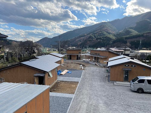 建設中の仕事・学びの場