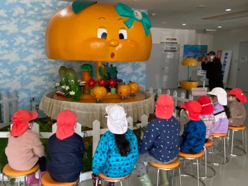 様々な年代(特に小学生〜高校生)の学びを作っていってもらいます!