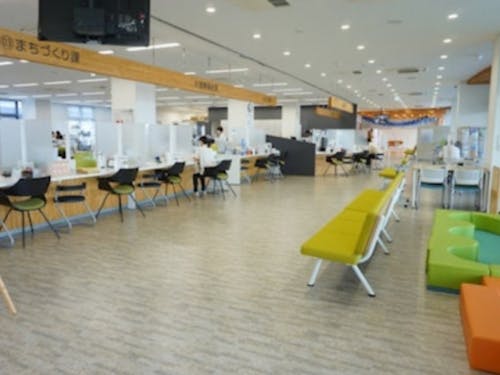 黒潮町役場1F窓口の様子