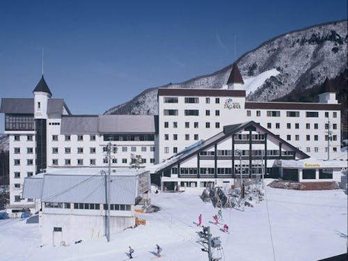 ゲレンデが目の前のホテルに宿泊♪