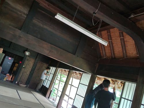 合掌造りの掃除をしました。綺麗になって気持ちよかったです。