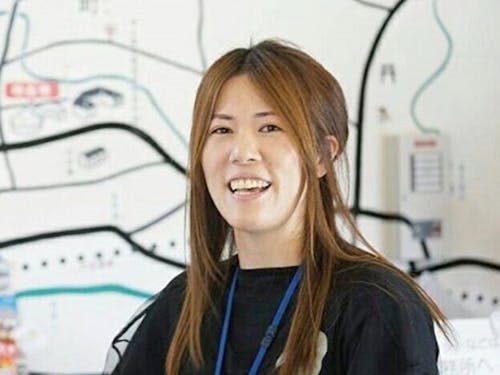 村上 久美子 氏