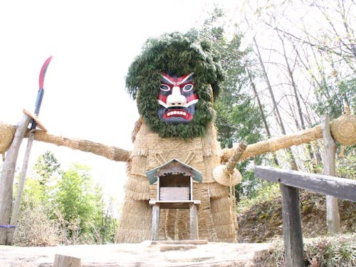 人気YouTuberのドラマにもなった田村市の守り神「御人形様」