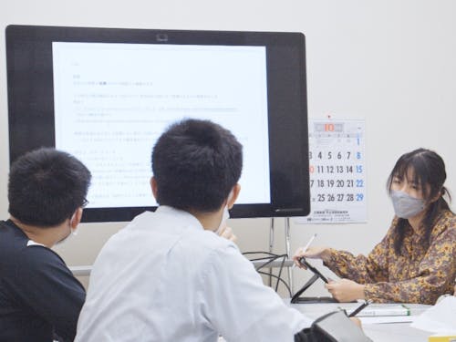 デジタルホワイトボードを活用しながらのミニ講義