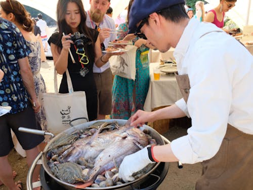 セントラルキッチンを飛び出して、ケータリングも行います。