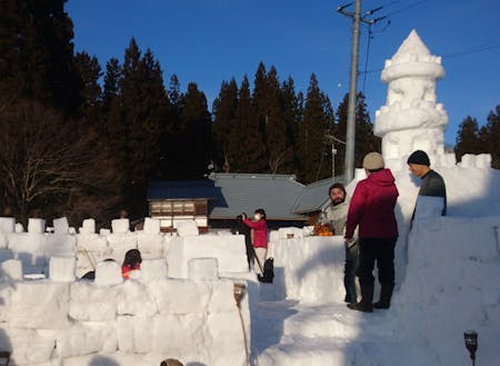 雪のお城作り