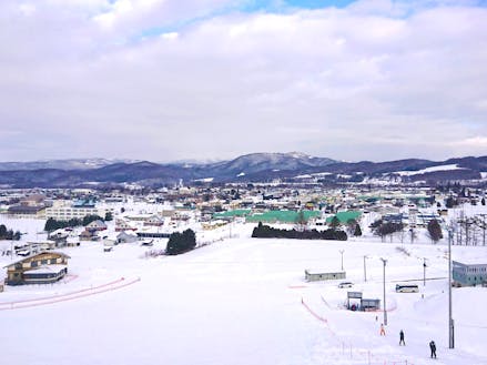 下川町も町全体が雪に覆われます！町民無料のスキー場からの写真