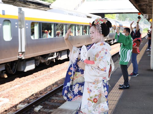 下呂温泉の顔として芸妓文化継承やエンターテイメント開発をしませんか?
