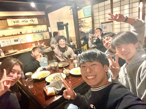 前回のツアーの懇親会の様子。最高の仲間と第二の故郷ができた瞬間。