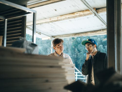 現場の人の声をヒアリングしながら、必要なサポートを提供します