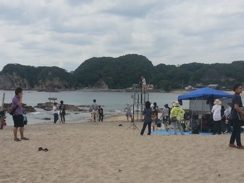守谷海岸での撮影の様子。守谷海岸は映画・ドラマ・CMなど人気の撮影スポットです