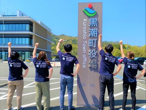 移住チームで協力し合いながら、活動していただきます。