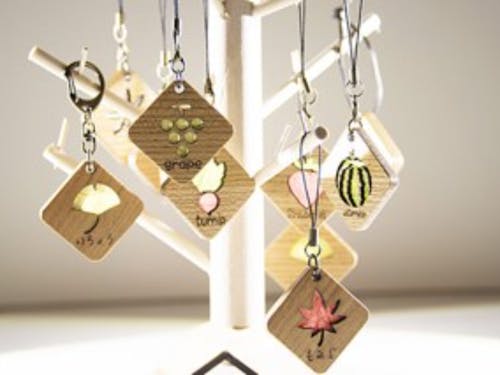 地元の木を使った製品の製造