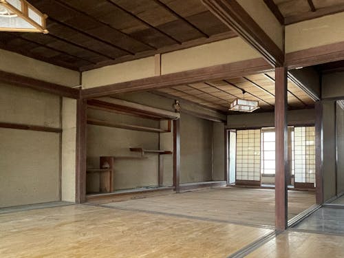 現状のmee mee center Sumeba 2階