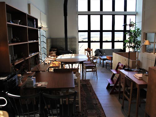 地域の建築会社への取材も行っています