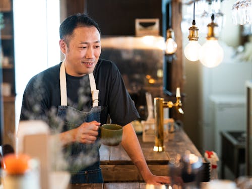 飲食店に限らず、さまざまな業種の方が利用している支援事業です。