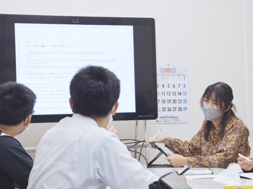 デジタルホワイトボードを活用しながらのミニ講義