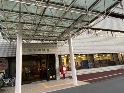 活動拠点は小山町内、デスクは町役場内に設置します。