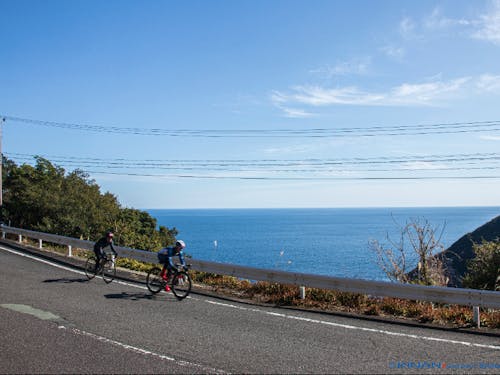 海岸沿いは景色も良くサイクリングに最適!